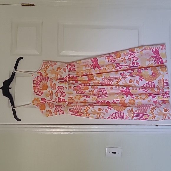 Super Cute Sundress ❤️ - Picture 4 of 8